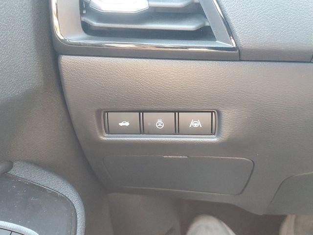 New 2026 Nissan Sentra SR w/ SR Premium Package FWD image 20