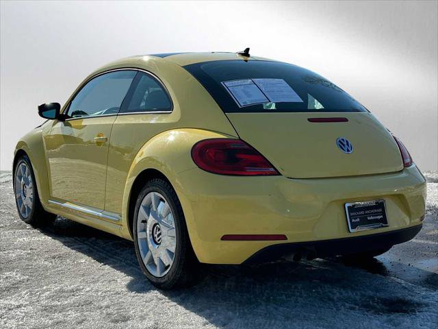 Used 2013 Volkswagen Beetle 2.5 image 5