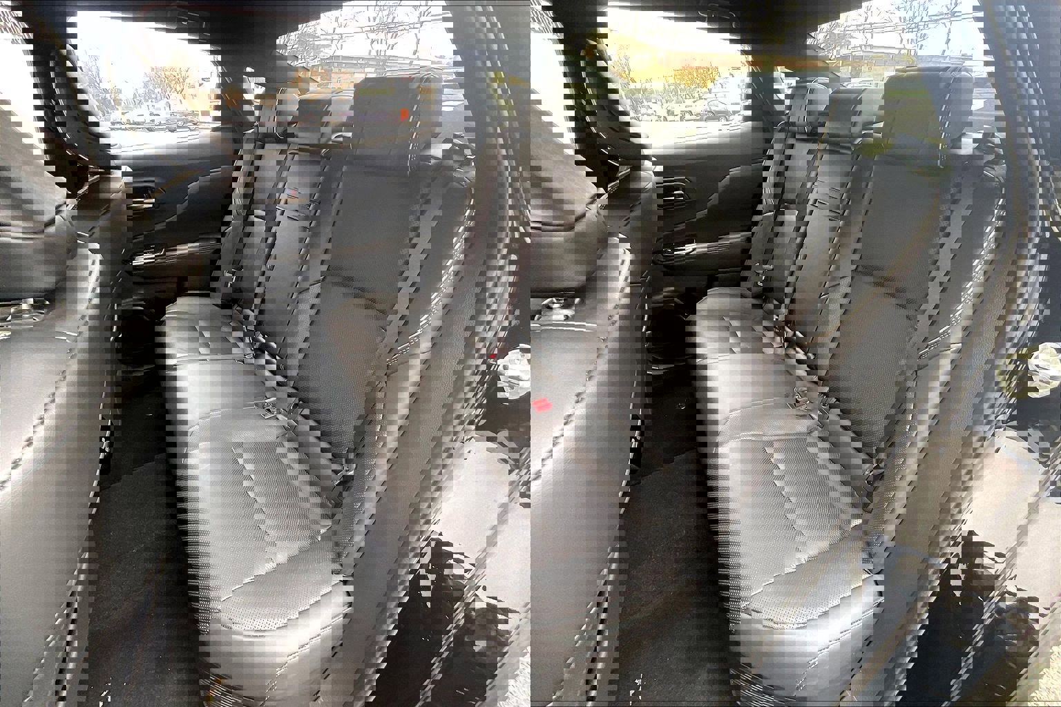 Used 2025 Toyota Crown XLE image 30