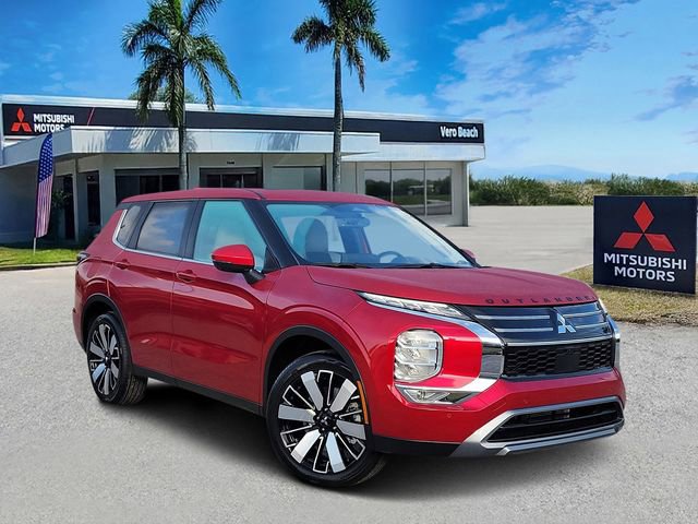 New 2025 Mitsubishi Outlander SE image 1