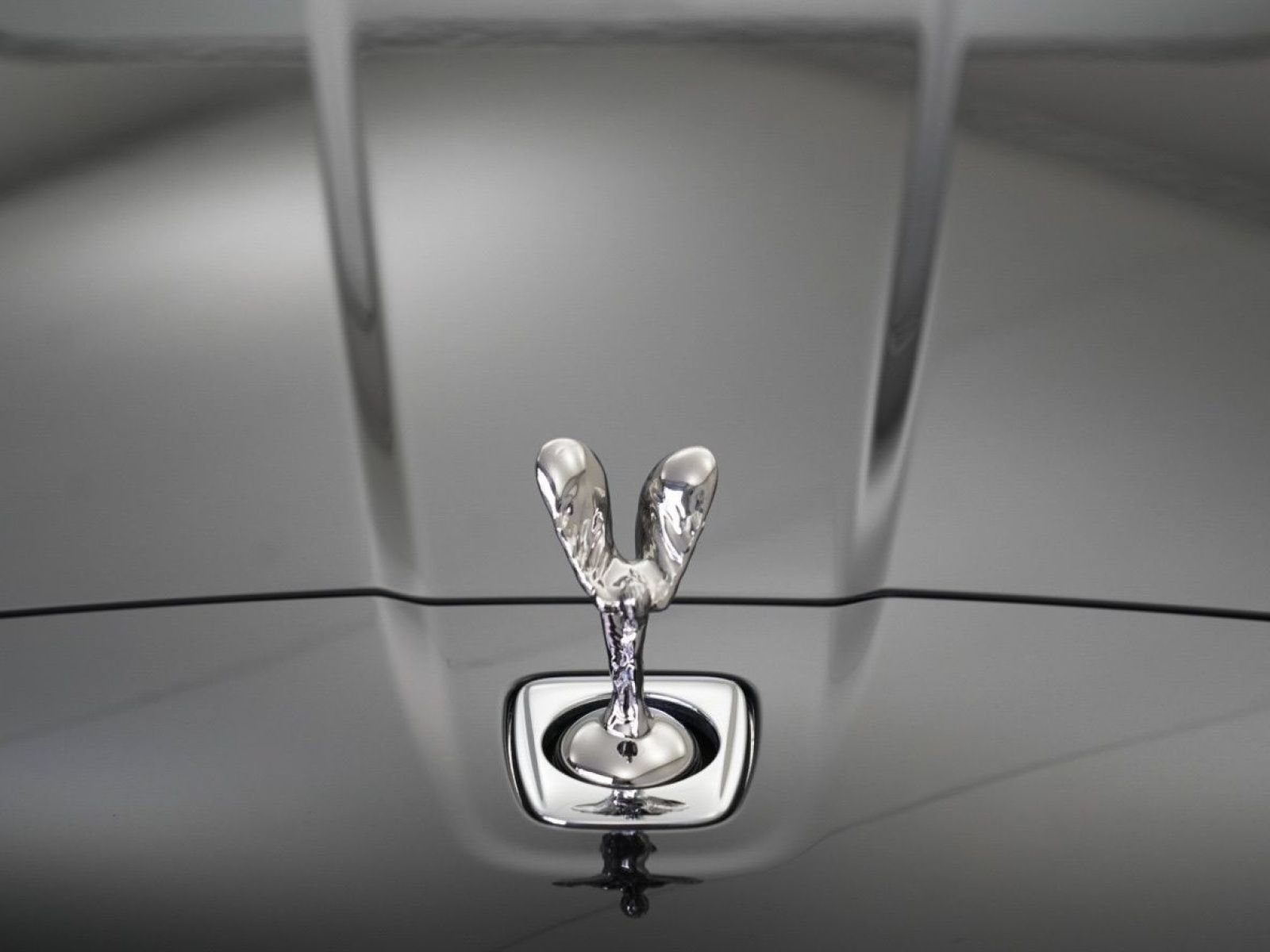 Certified 2025 Rolls-Royce Cullinan AWD/4WD image 8