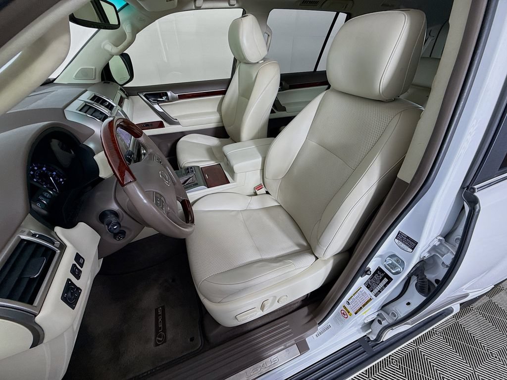 Used 2013 Lexus GX 460 w/ Comfort Plus Pkg AWD/4WD image 22