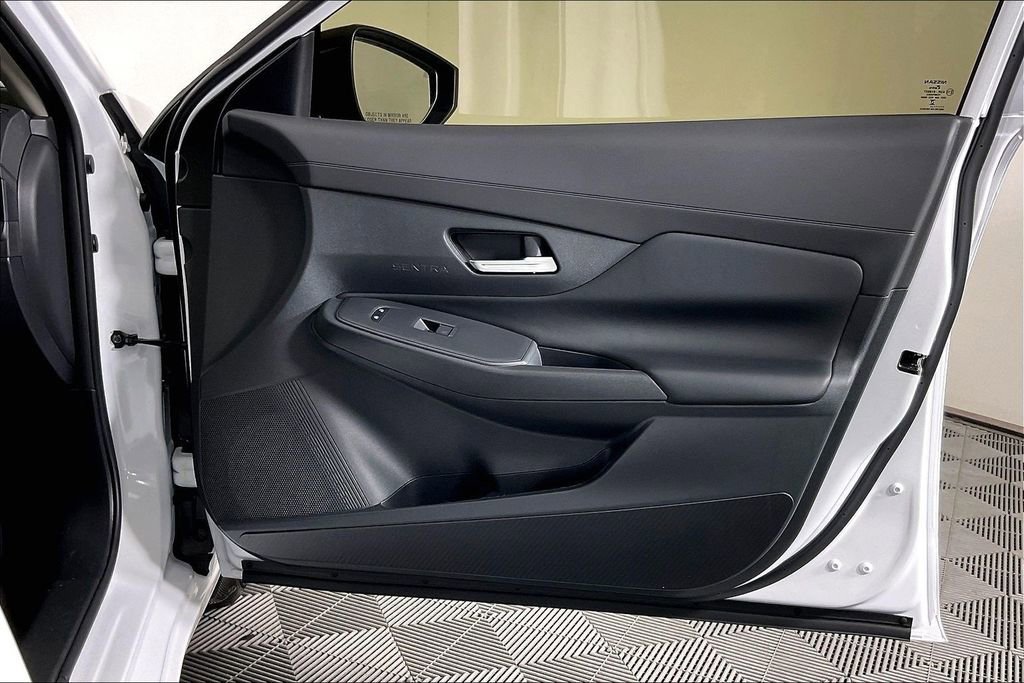 New 2026 Nissan Sentra SV w/ SV Convenience Package image 24