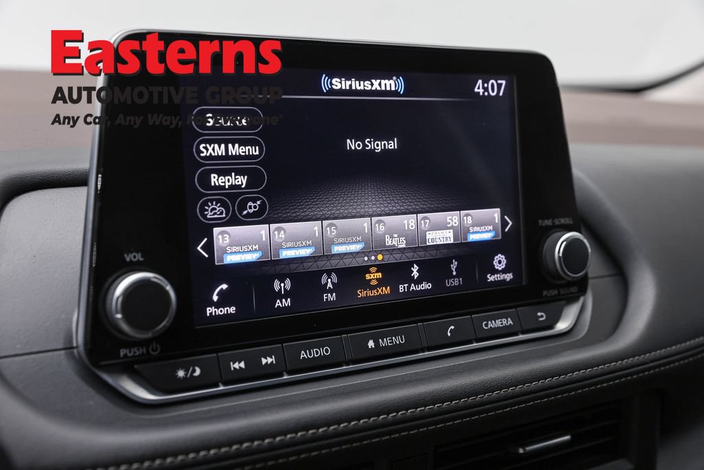 Used 2023 Nissan Rogue S AWD/4WD image 20