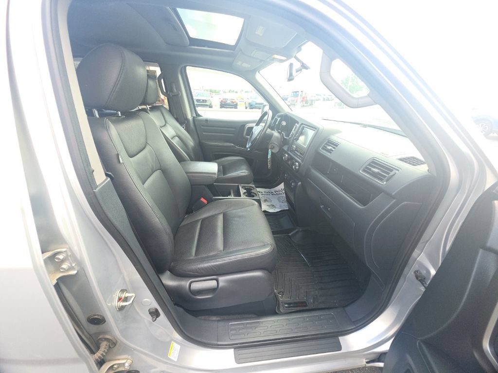 Used 2014 Honda Ridgeline SE image 35