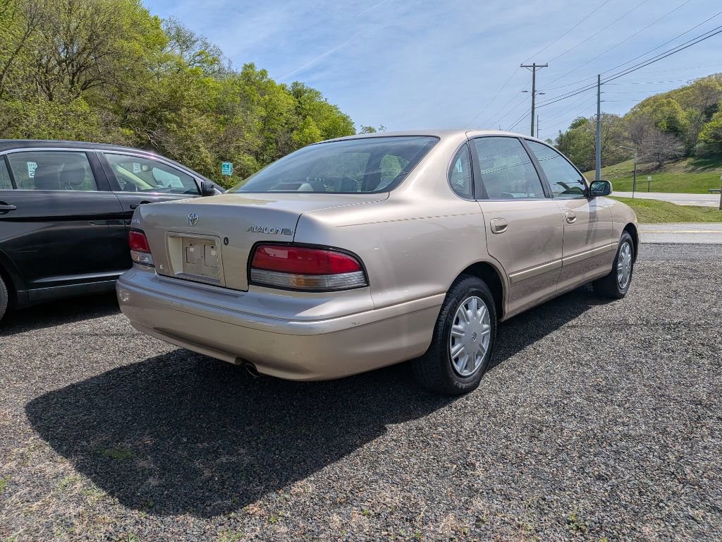 Used 1997 Toyota Avalon XL FWD image 5
