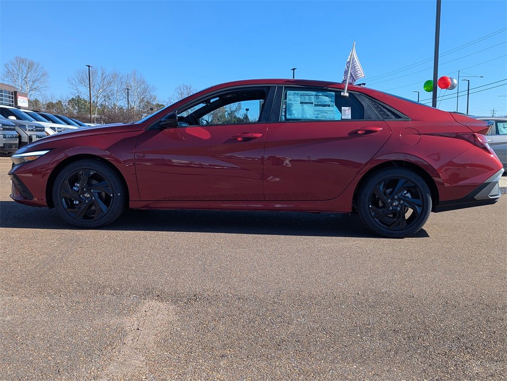 Certified 2026 Hyundai Elantra Sport image 7