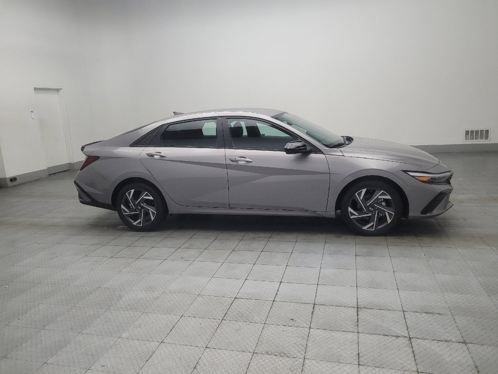 Used 2025 Hyundai Elantra Sport w/ Cargo Package FWD image 11