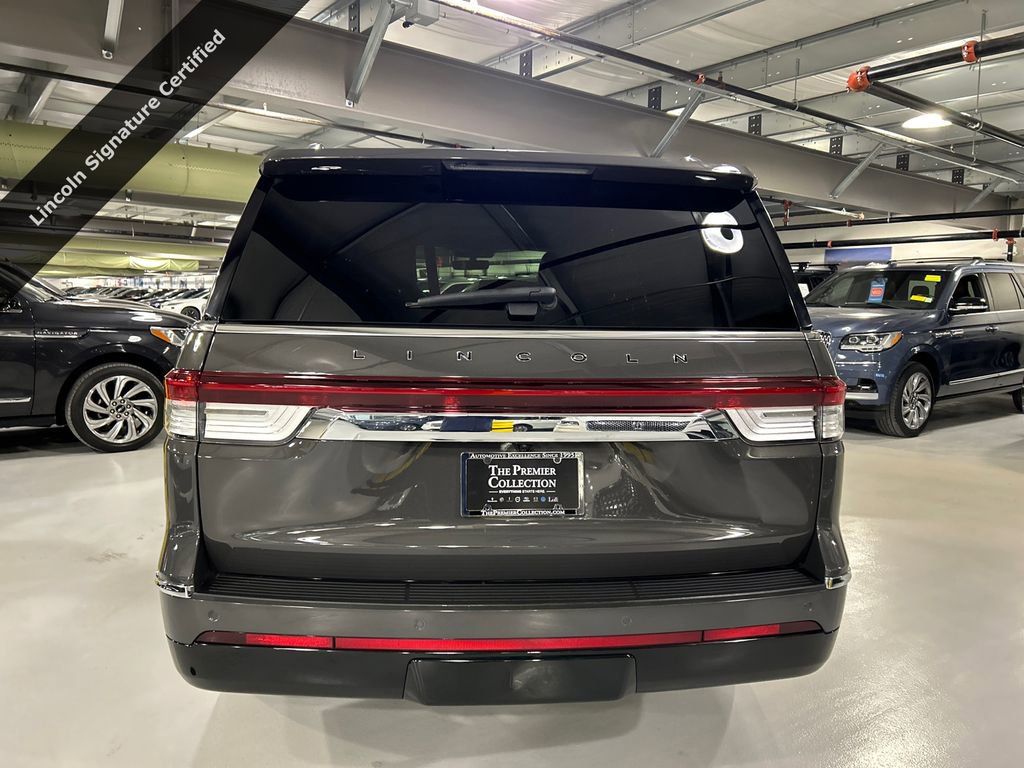 Certified 2023 Lincoln Navigator Black Label AWD/4WD image 3