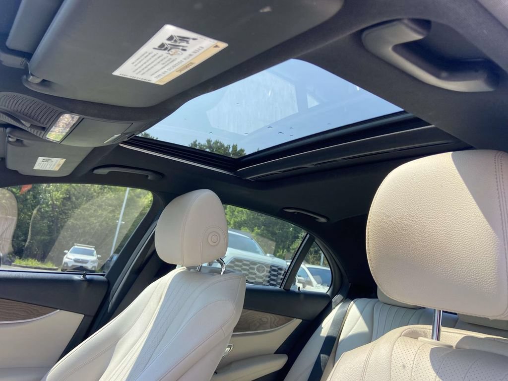 Used 2017 Mercedes-Benz E 300 4MATIC image 19