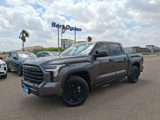 Used 2025 Toyota Tundra SR5 AWD/4WD image 1