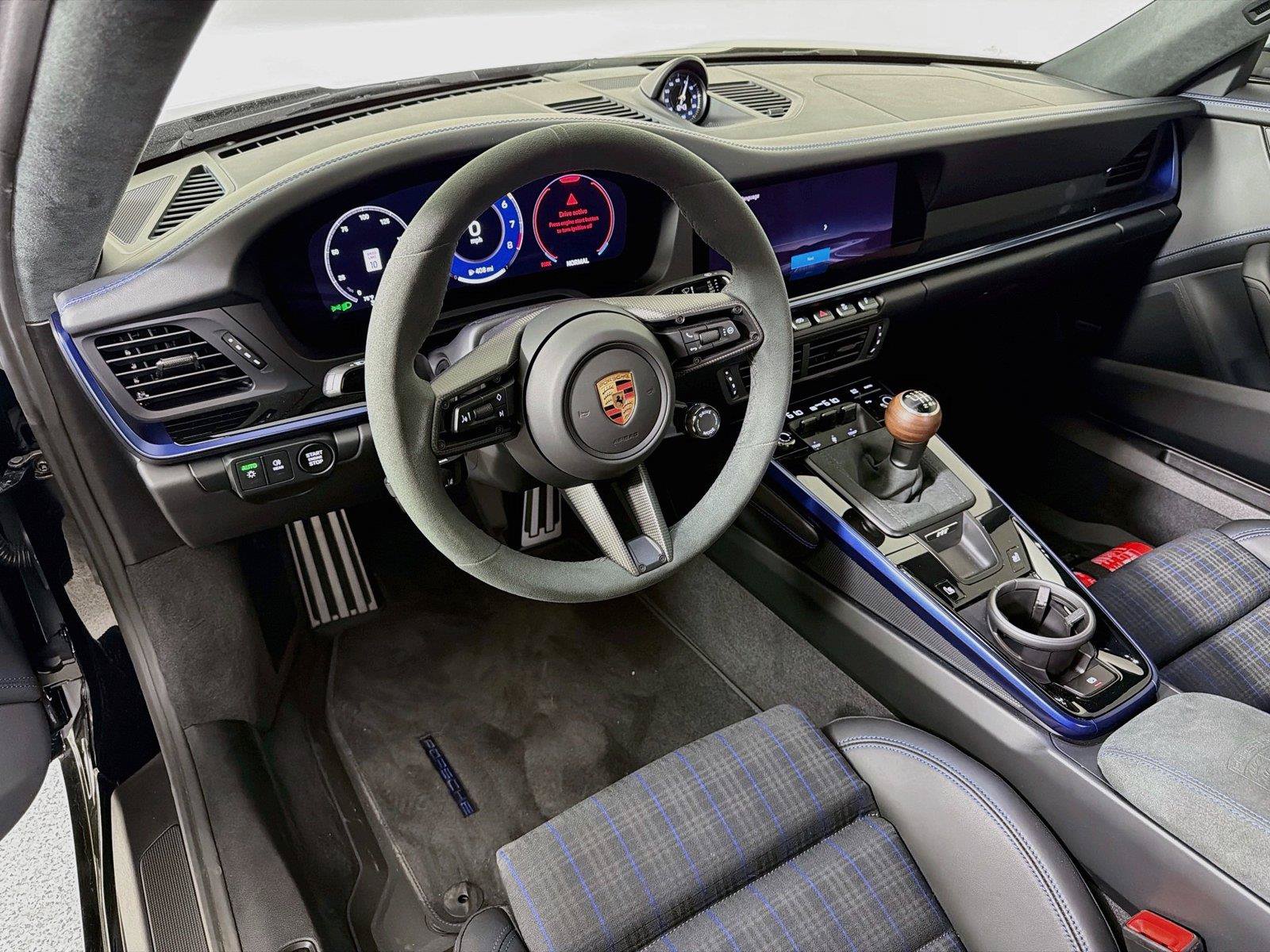 Certified 2026 Porsche 911 Carrera T RWD image 4
