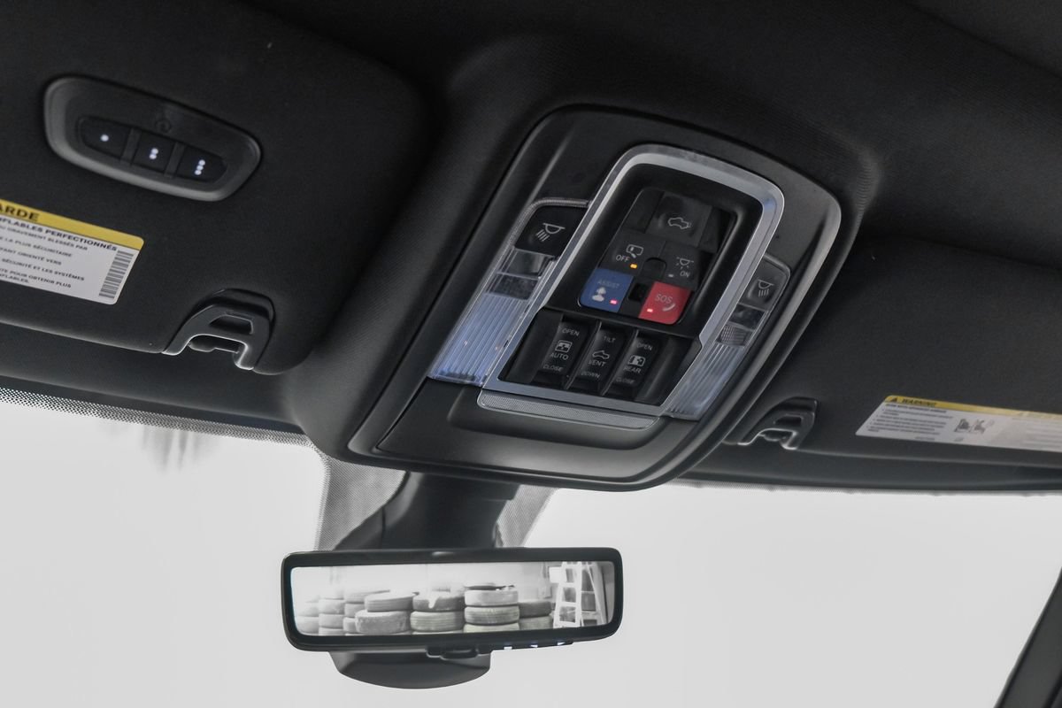 Used 2022 RAM 3500 Laramie AWD/4WD image 24