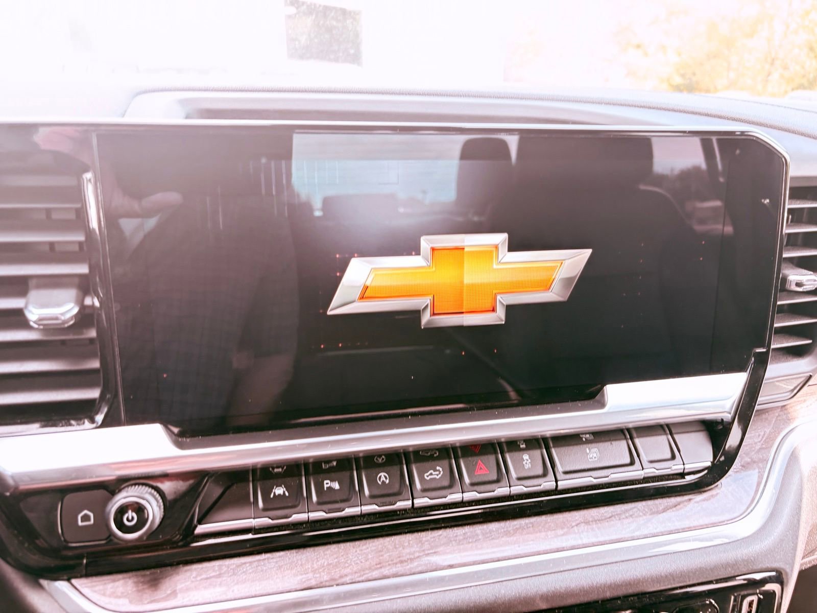 Used 2023 Chevrolet Silverado 1500 LTZ image 27