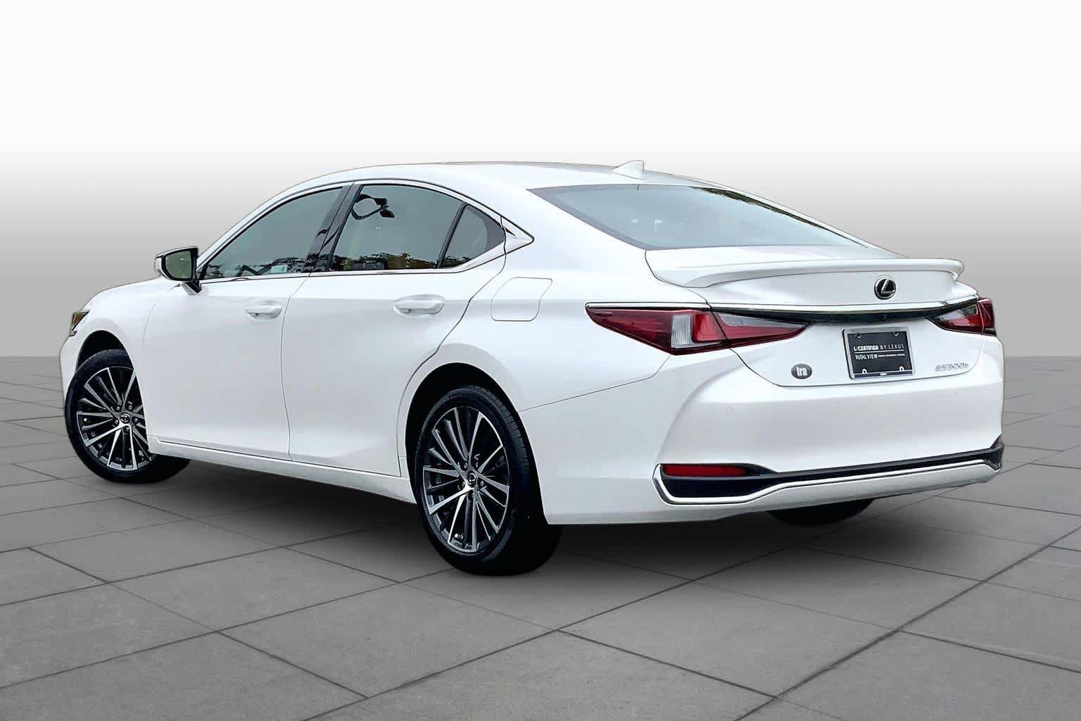 Used 2023 Lexus ES 300h w/ Premium Package FWD image 12