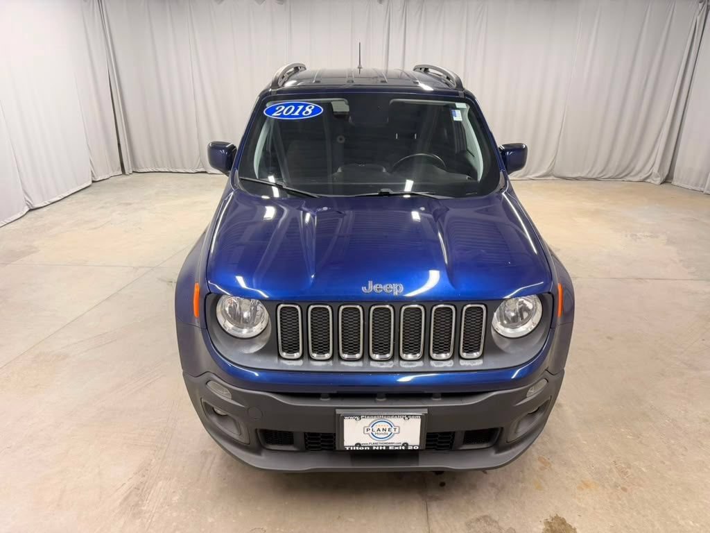 Used 2018 Jeep Renegade Latitude w/ Cold Weather Group AWD/4WD image 3