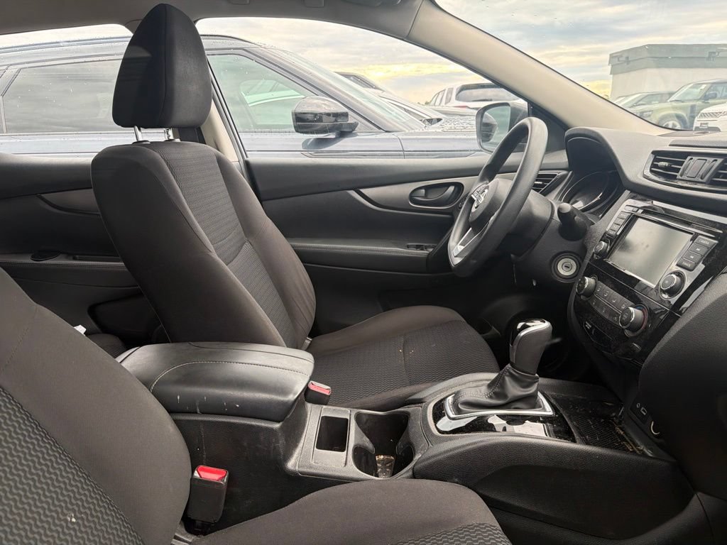 Used 2020 Nissan Rogue Sport S FWD image 11