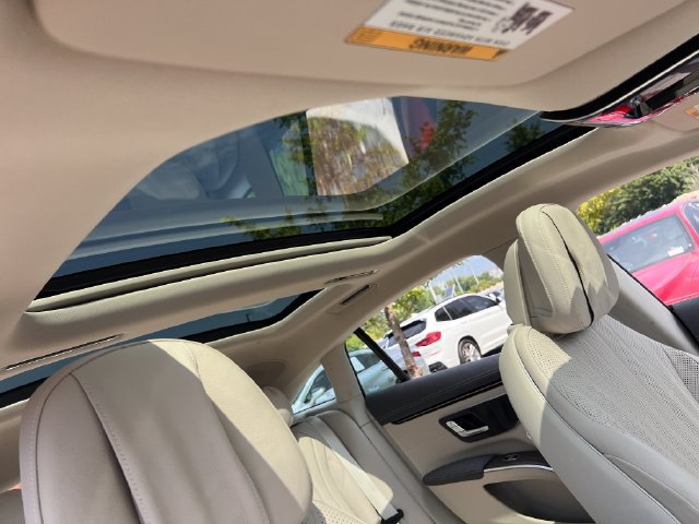 Used 2022 Mercedes-Benz EQS 450+ Sedan image 35