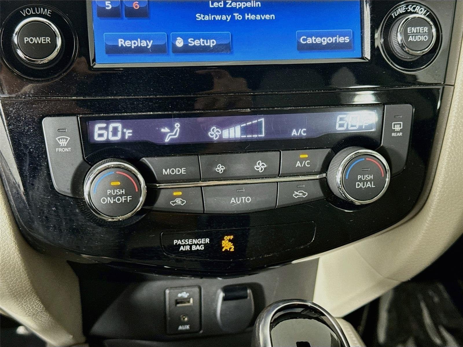 Certified 2018 Nissan Rogue Sport SL w/ SL Premium Package FWD image 19