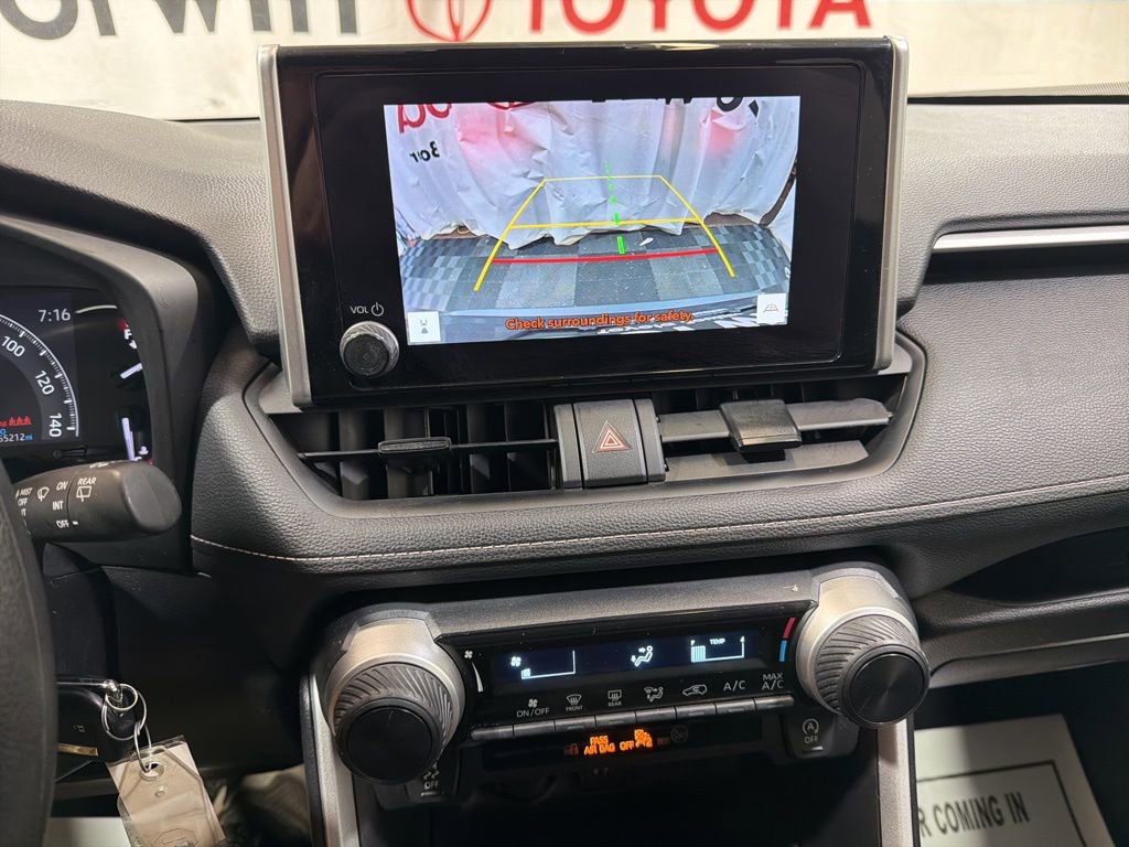 Used 2024 Toyota RAV4 LE image 29