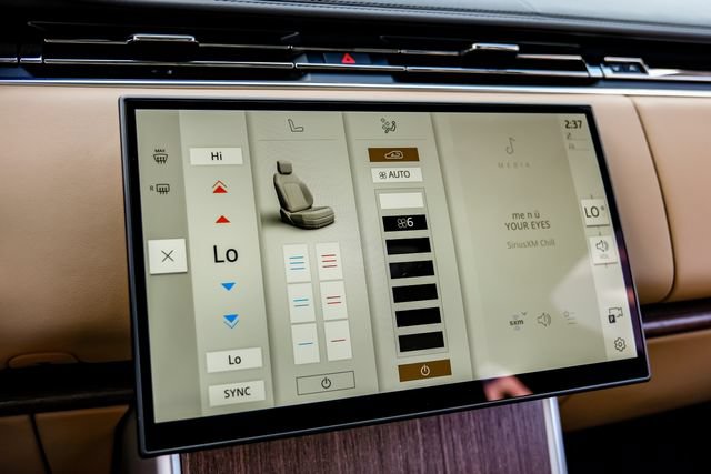 New 2026 Land Rover Range Rover SE AWD/4WD image 35