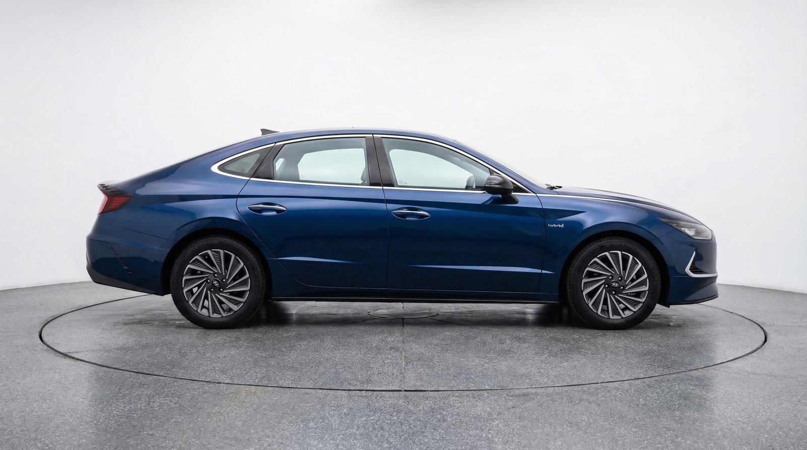 Used 2025 Hyundai Sonata SEL FWD image 11