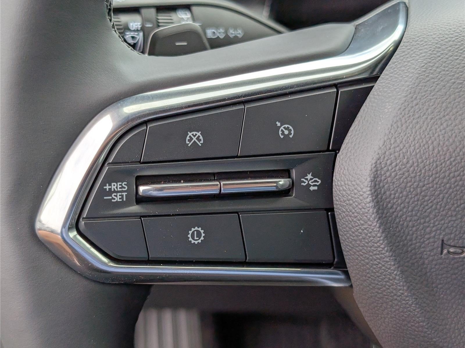 New 2027 Chevrolet Equinox LT w/ Convenience Package II AWD/4WD image 18