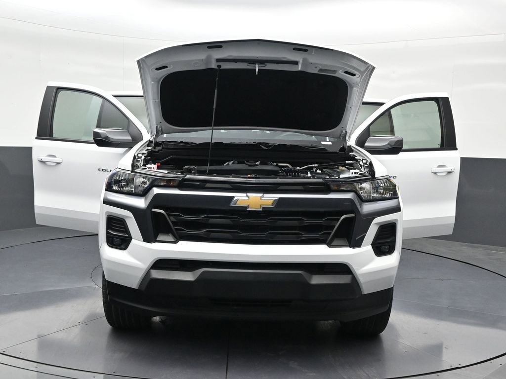 Used 2024 Chevrolet Colorado LT w/ LT Convenience Package image 39