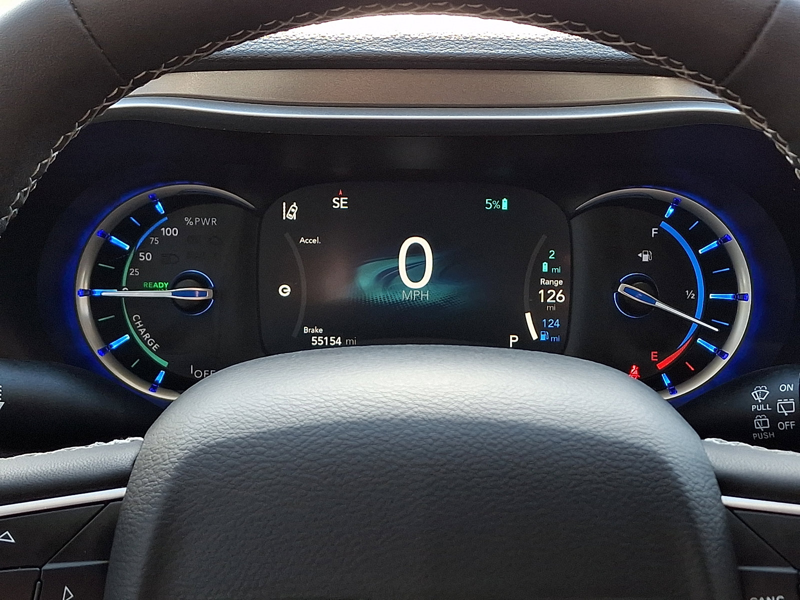 Certified 2023 Chrysler Pacifica Touring-L image 21