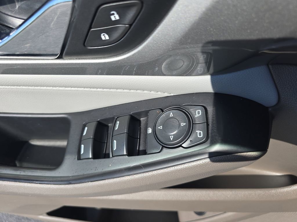 Used 2020 Chevrolet Traverse LT w/ LT Premium Package image 29