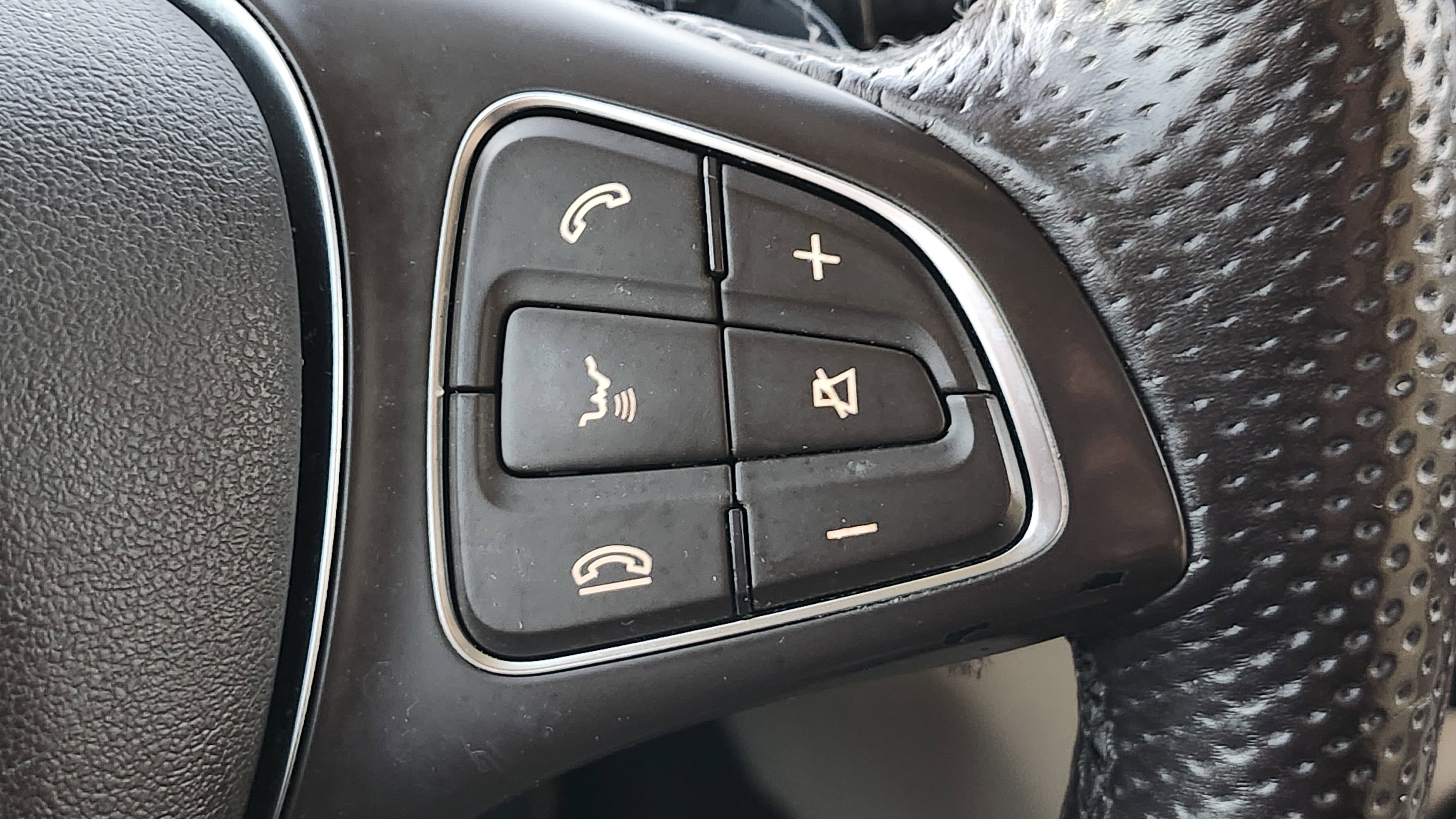 Used 2016 Mercedes-Benz GLE 350 4MATIC w/ Premium Package image 36