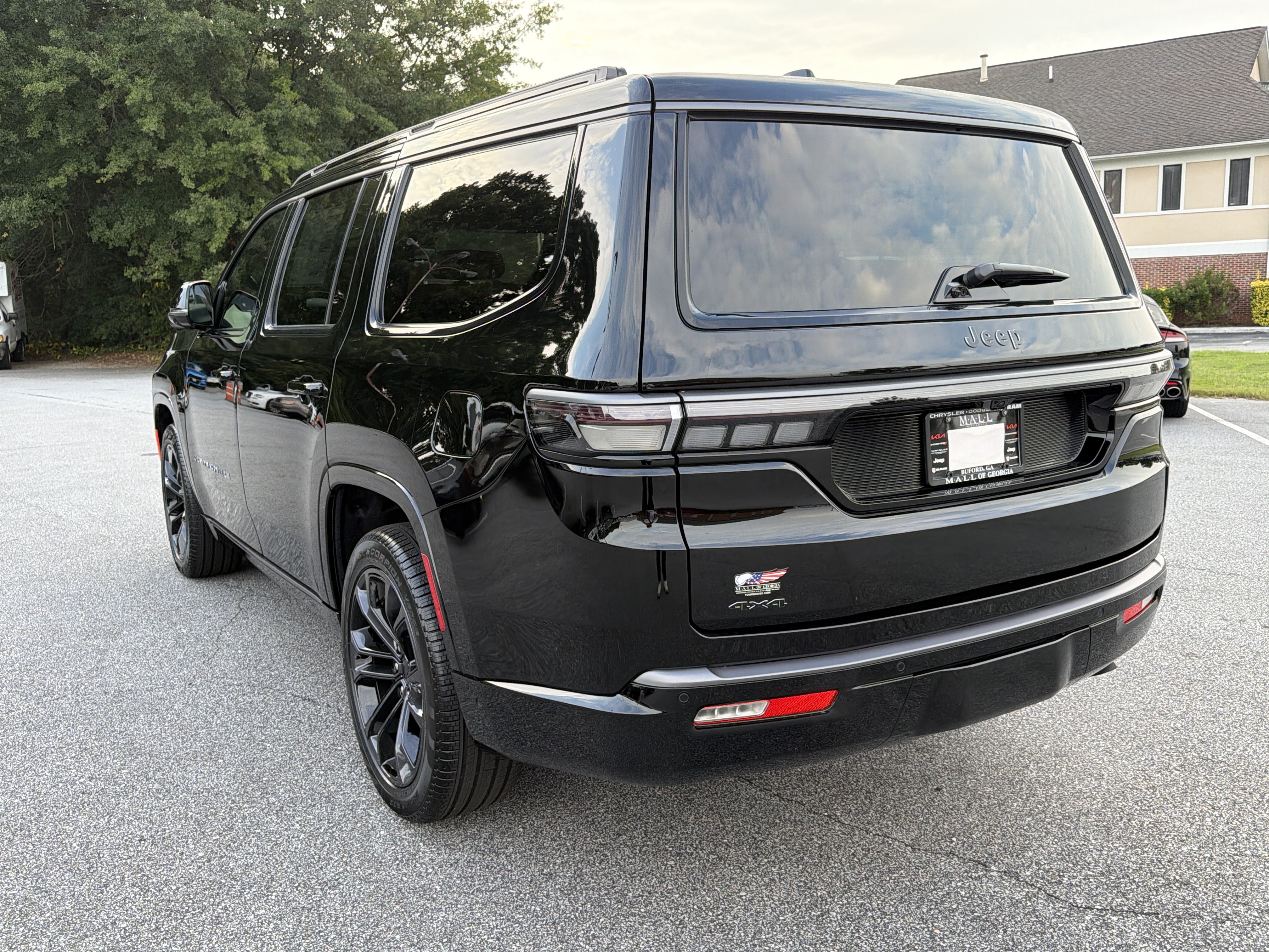 New 2026 Jeep Grand Wagoneer Summit AWD/4WD image 7