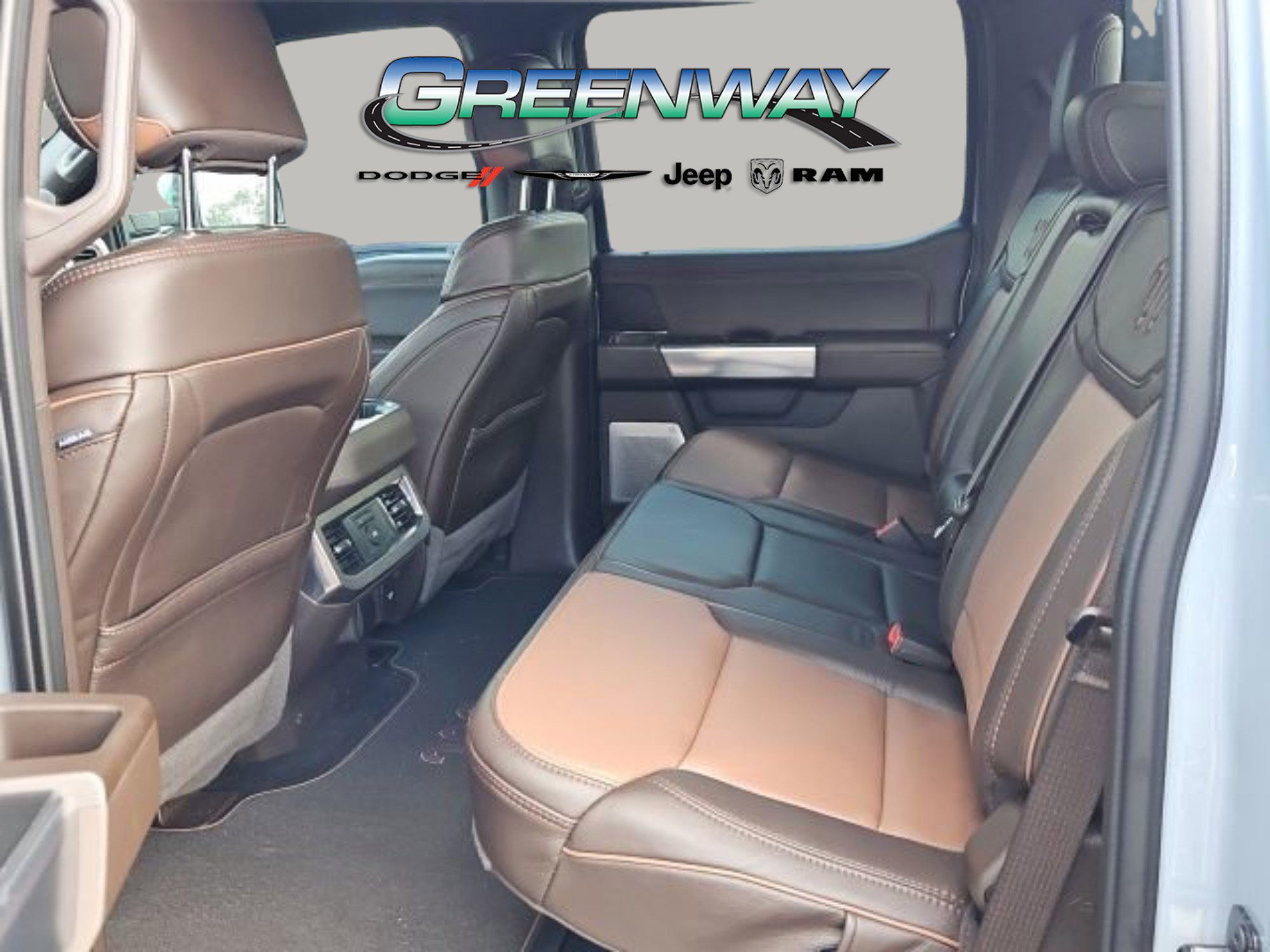 Used 2024 Ford F350 King Ranch w/ Chrome Package image 25