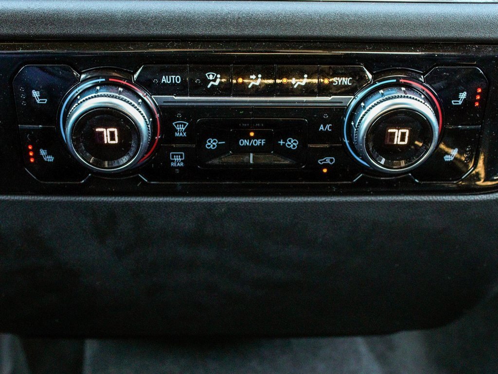 Used 2024 GMC Sierra 1500 Elevation image 23