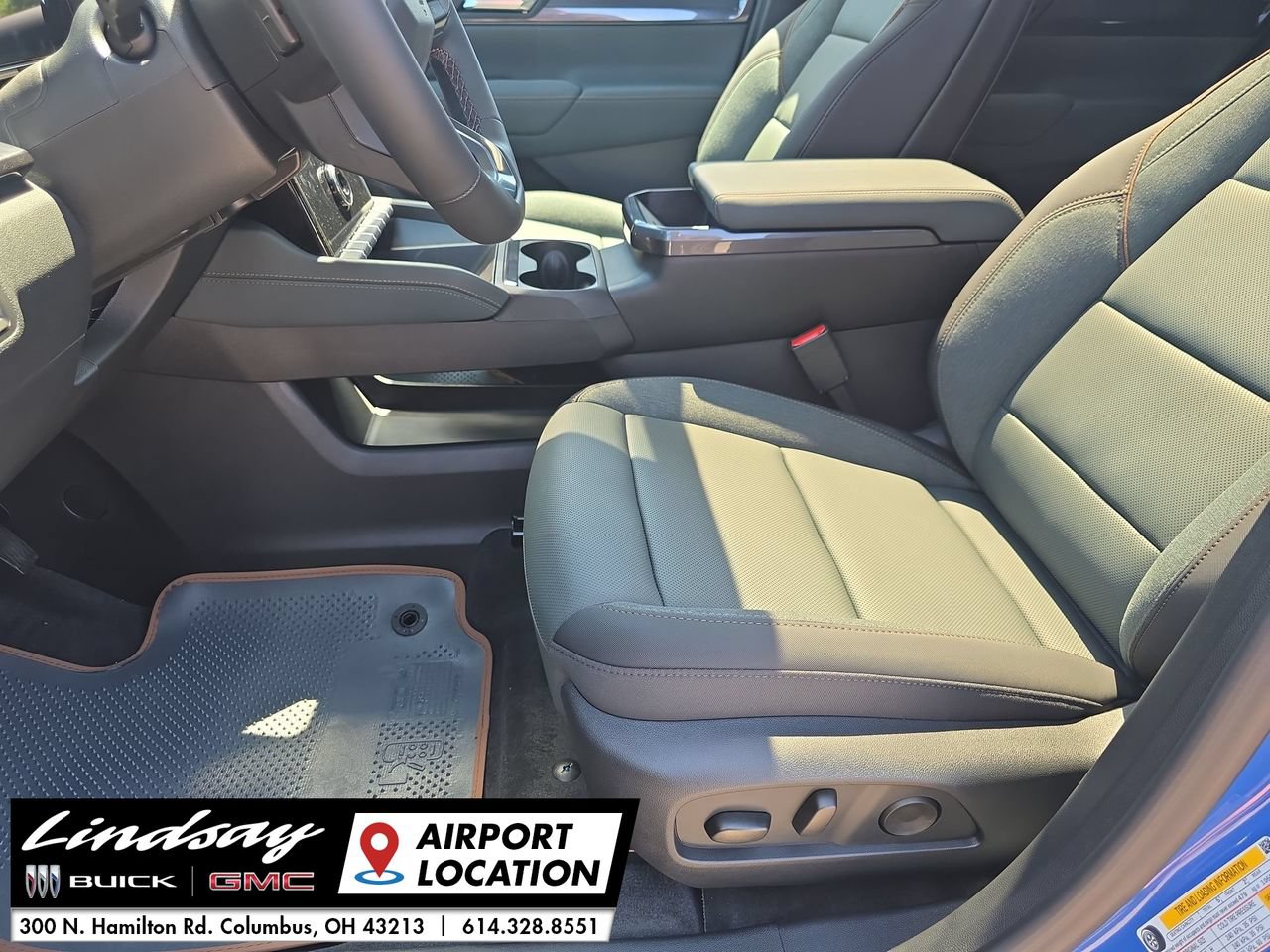 New 2026 GMC Terrain AT4 w/ Convenience Package III AWD/4WD image 21