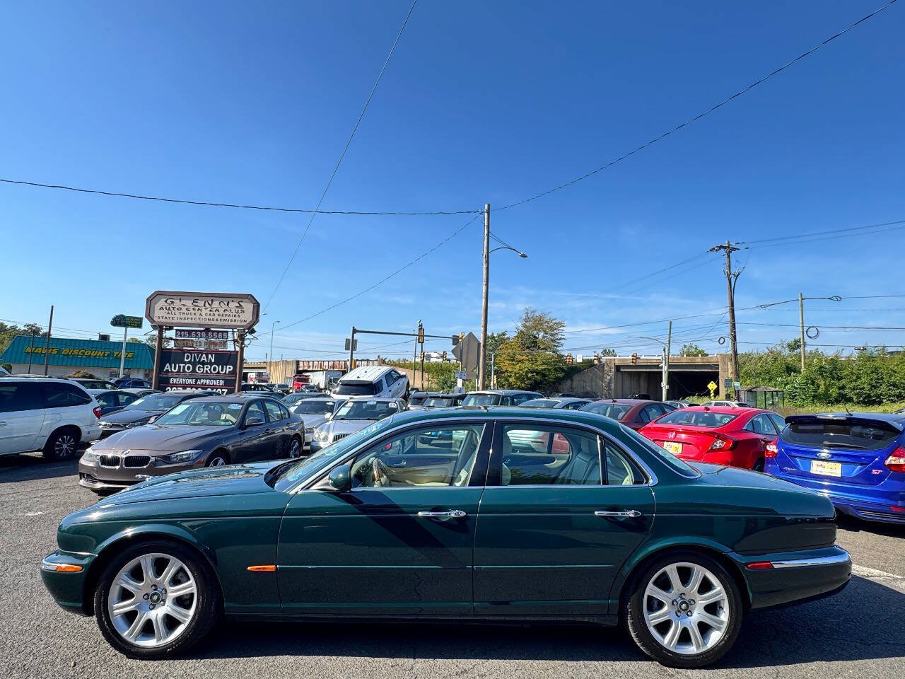 Used 2004 Jaguar XJ8 RWD image 3