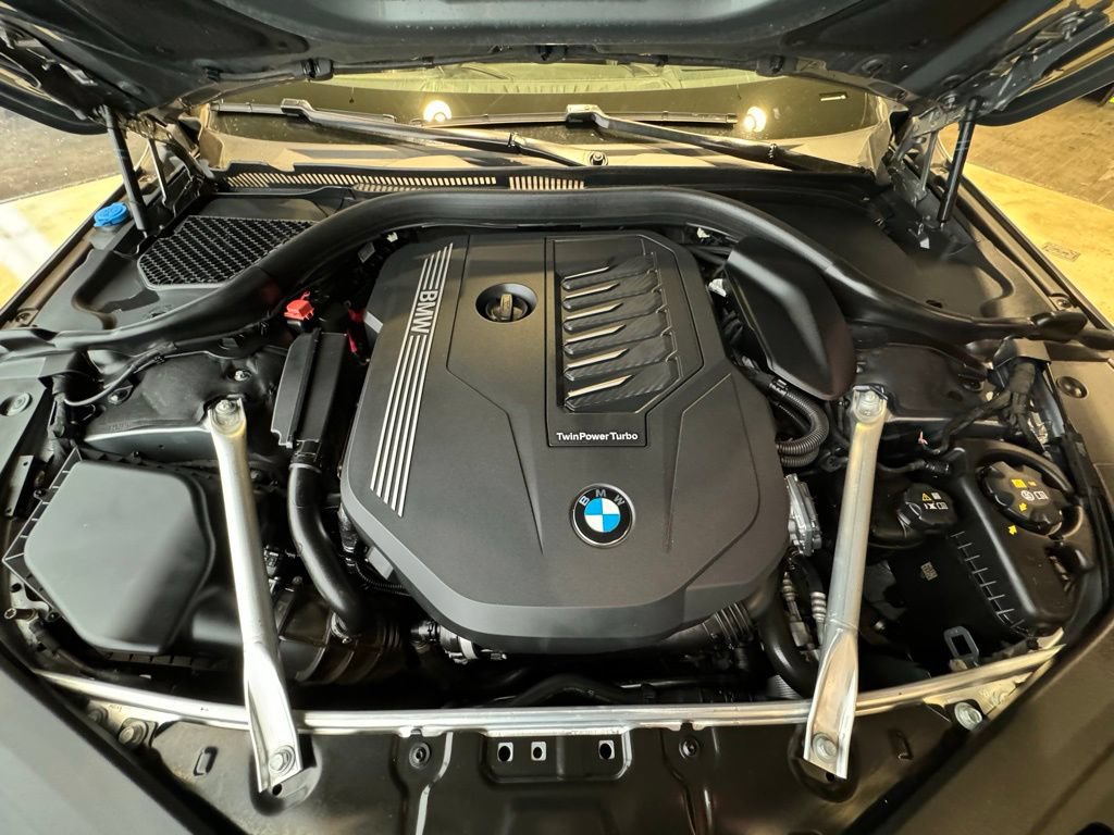 Used 2025 BMW 840i xDrive Convertible AWD/4WD image 29