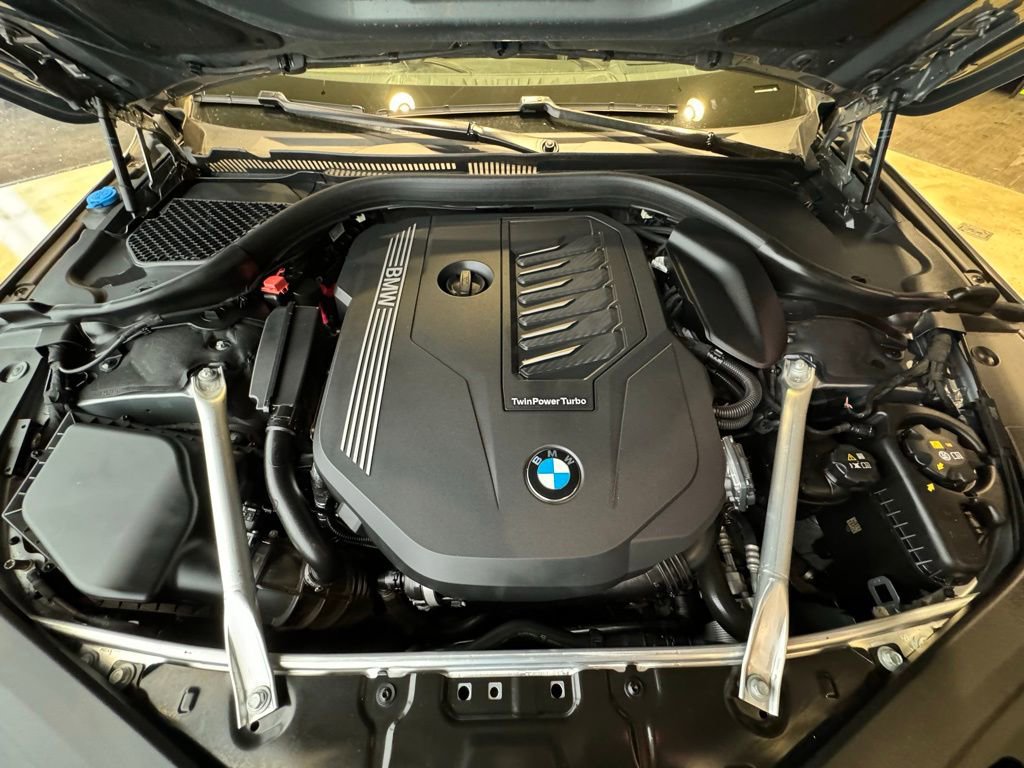 Used 2025 BMW 840i xDrive Convertible AWD/4WD image 29