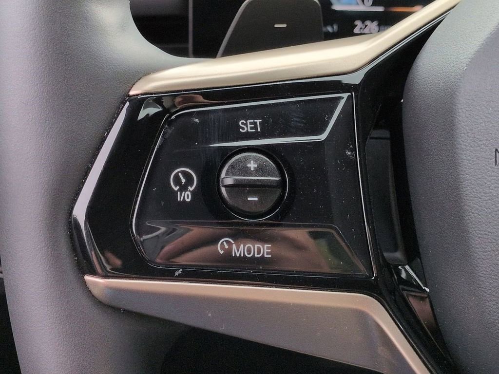 Certified 2024 BMW 530i 530i w/ Premium Package image 26