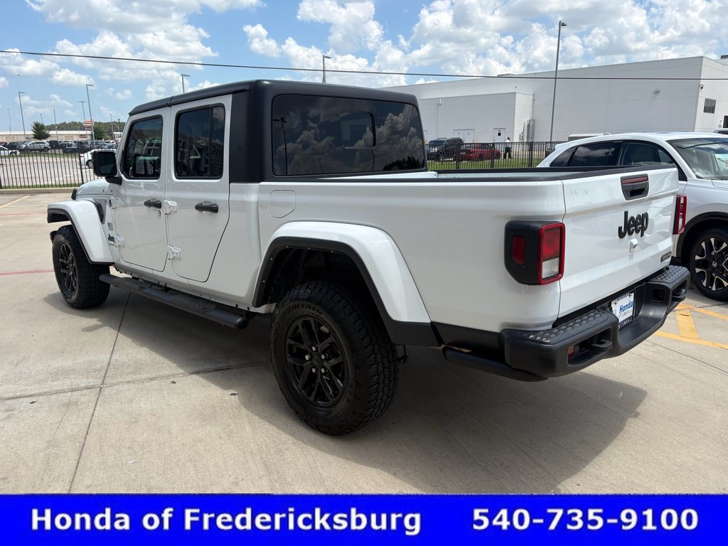 Used 2023 Jeep Gladiator Sport AWD/4WD image 5
