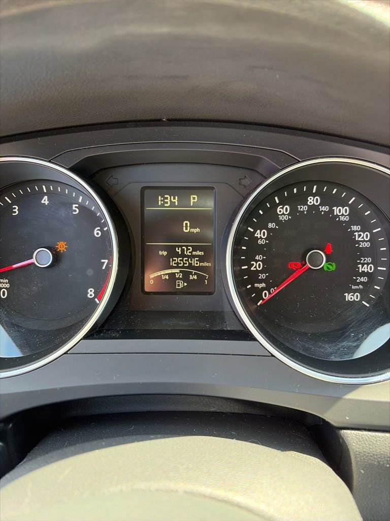 Used 2015 Volkswagen Jetta SE FWD image 10