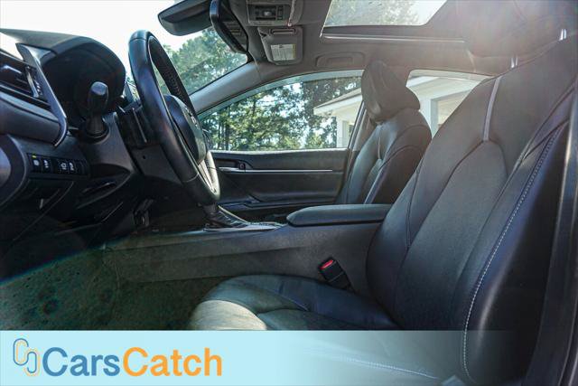 Used 2022 Toyota Camry XSE FWD image 19