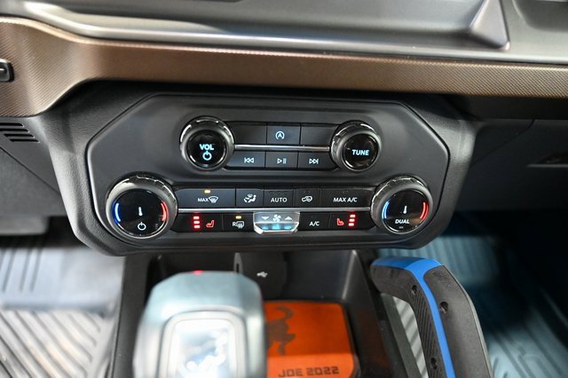 Used 2022 Ford Bronco Outer Banks image 20