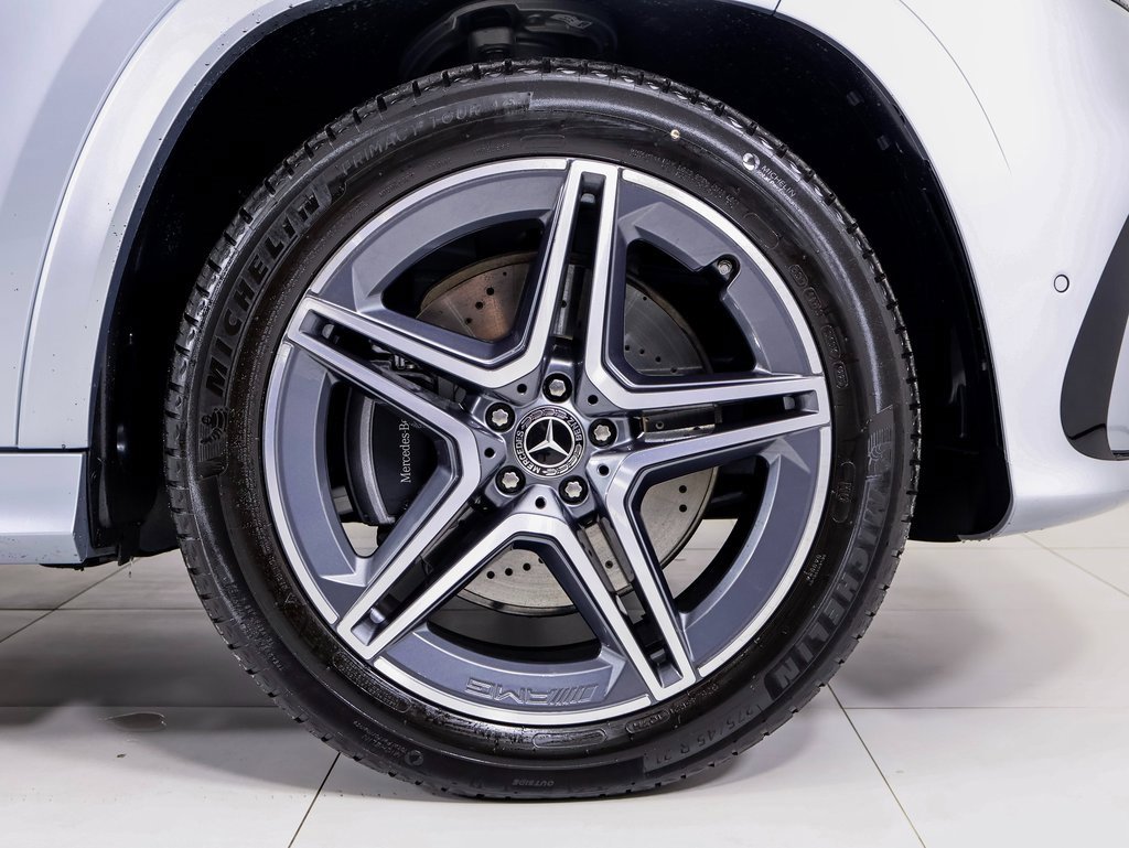 Used 2025 Mercedes-Benz GLS 450 4MATIC image 28