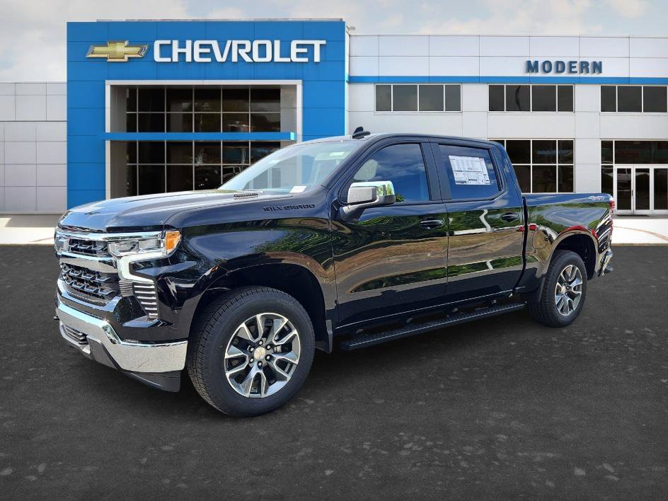New 2026 Chevrolet Silverado 1500 LT w/ LPO, Dark Essentials Package