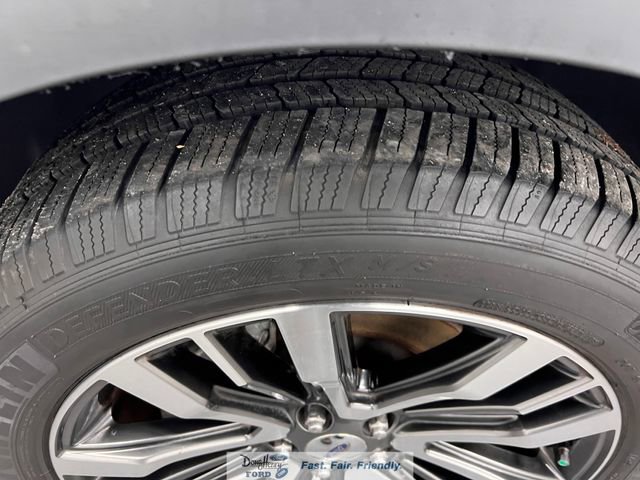 Used 2016 Ford Explorer Platinum image 18
