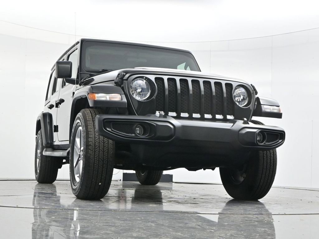 Used 2021 Jeep Wrangler Unlimited Sahara AWD/4WD image 44