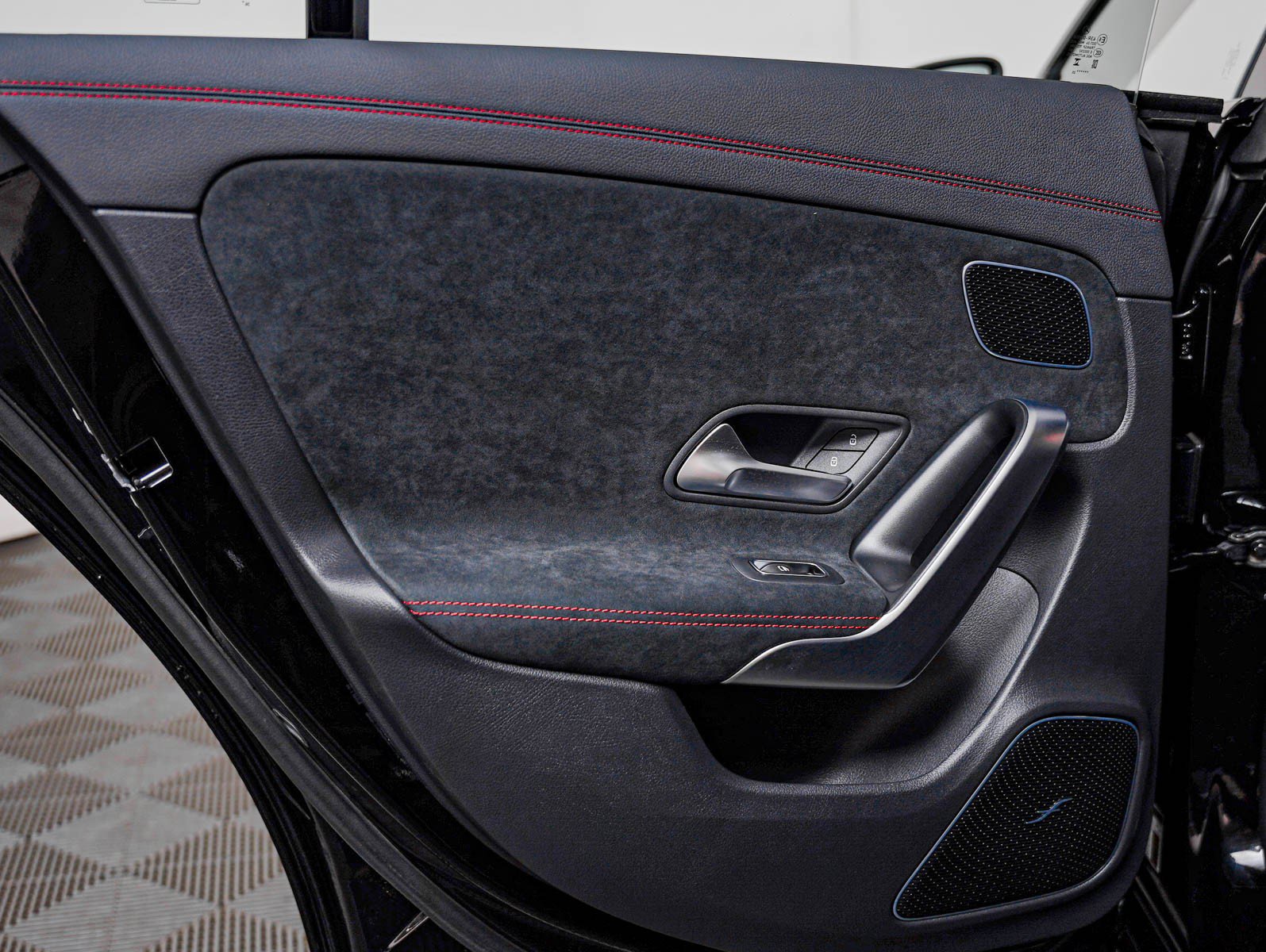 Certified 2025 Mercedes-Benz CLA 45 AMG 4MATIC image 20