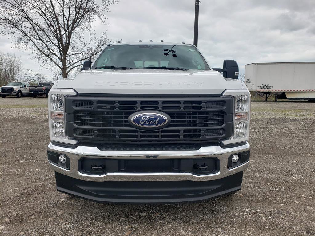 New 2026 Ford F250 XL AWD/4WD image 9