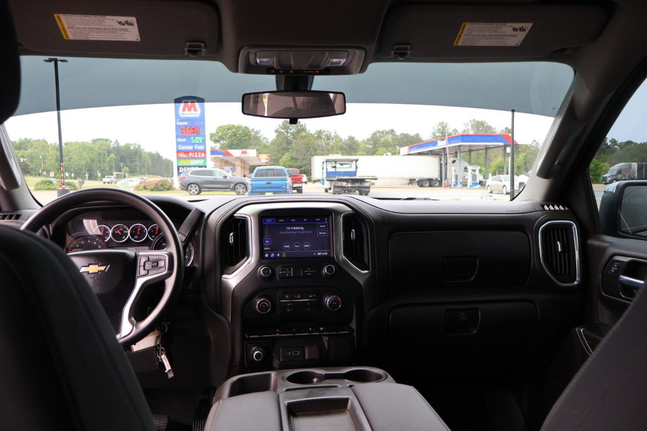 Used 2020 Chevrolet Silverado 1500 LT w/ Remote Start Package AWD/4WD image 11